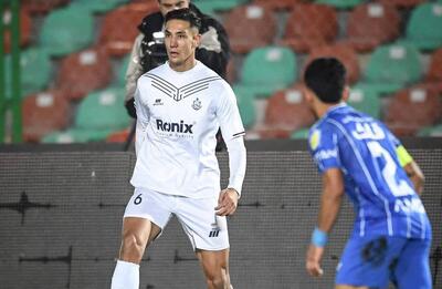 سینا خادم پور و رد تمام گمانه‌زنی‌ها درخصوص شکایت تراکتور و استقلال