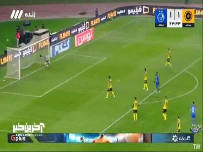 شوت گودرزی با واکنش حسینی به کرنر رفت