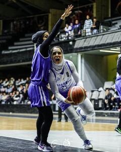 دیدار تیم‌های بسکتبال بانوان استقلال و پالایش نفت