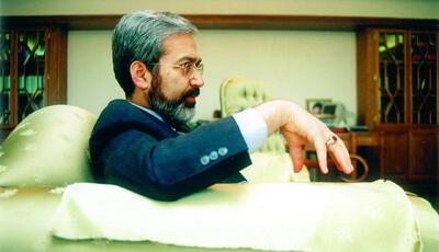 داستان زلزله قیمت دلار و مردی که بیشتر از همه رئیس بانک مرکزی بود!