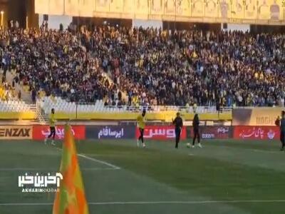 تشویق حسینی توسط، استقلالی ها