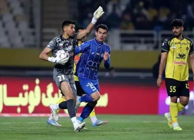 ‏استقلال بیخ گوش پرسپولیس و سپاهان!