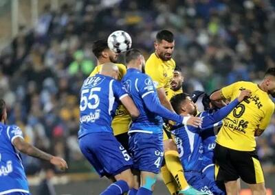 زمان بازی سپاهان و استقلال تغییر کرد!