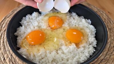  طرز تهیه پیتزا بدون نیاز به آرد / با برنج و تخم مرغ خمیر پیتزا درست کنید
