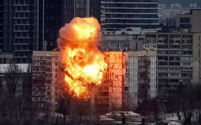  شنیده شدن صدای انفجارهای مهیب در کی یف/ آژیرهای هشدار در اوکراین به صدا درآمد