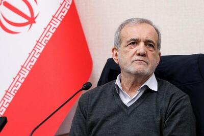 پزشکیان: تصمیم گرفتیم دلار را به آخر زنجیره بدهیم