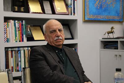 ویدیو/ حسین عبده تبریزی، اقتصاددان: به نظر می‌رسد سیاست حاکمیت، انتظار برای پایان دوران ترامپ است/ اینکه اقتصاد ما در چنین شرایطی دوام بیاورد، خیلی دشوار است