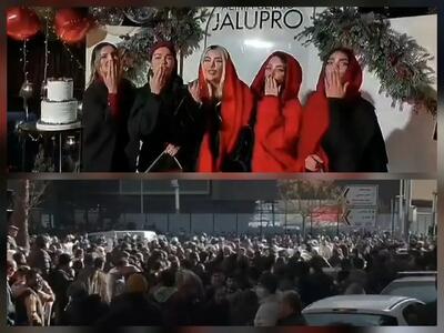 تهران شبیه تایتانیک؛ بالا شهر جشن می‌گیرند، پایین شهر اعتراض می‌کنند