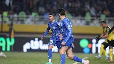 خلاصه بازی سپاهان 1-2 استقلال