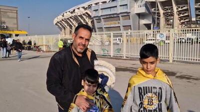 صحبت های هواداران سپاهان پیش از تقابل با استقلال با چاشنی حرکات آکروباتیک