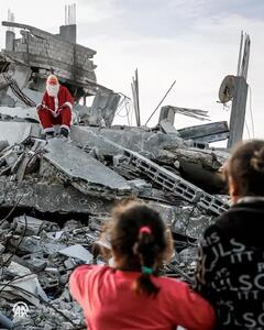  بابا نوئل در میان خرابه‌های غزه + فیلم
