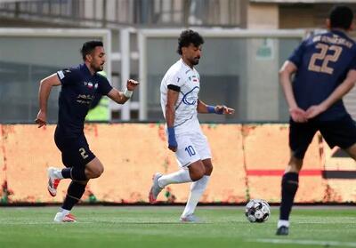 پیام شوکه‌کننده ساپینتو به رامین رضاییان در پوستر استقلال؛ اخراج نرم قبل از بازی با سپاهان؟