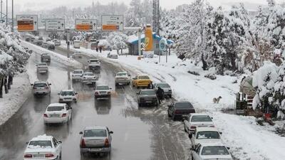 چالوس، آزادراه تهران–شمال و هراز درگیر ازدحام خودروها