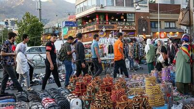 ساماندهی بساط‌گستران در خیابان ولیعصر