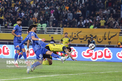  گودرزی: سپاهان همیشه به من لطف داشت/ تمرکزم فقط روی انجام وظیفه در زمین است