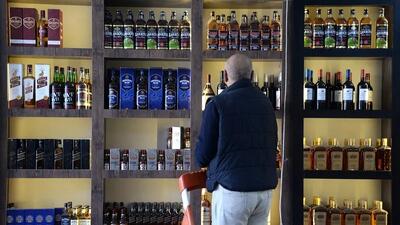 شکستن تابوی قدیمی در ریاض؛ چراغ سبز پنهانی عربستان به خرید مشروب