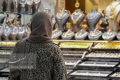 کاهش قیمت طلا در بازار تهران ادامه یافت