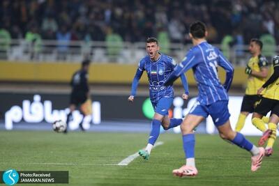 سپاهان 1-2 استقلال؛ پایان نیم فصل با نفس راحت ساپینتو در نقش جهان+عکس و ویدیوی گل ها