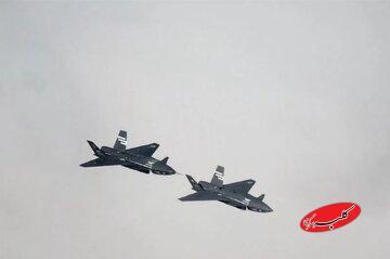  جنگنده‌هایی که خلبان ندارند / پرواز هماهنگ جت‌های بدون سرنشین ترکیه - کلبه سرگرمی