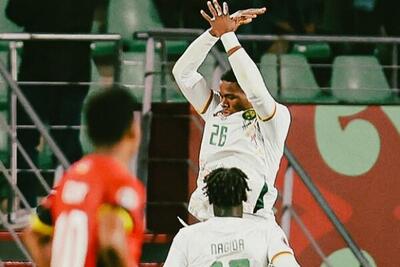 تیم‌های راه یافته به یک هشتم نهایی مشخص شدند/ تحقیر اندونگ در آفریقا