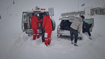  محبوبی: ۵۵۹ نفر گرفتار برف و کولاک در آذربایجان غربی امدادرسانی شدند