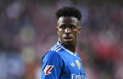 وینیسیوس رقم دستمزد درخواستی‌اش از رئال مادرید را کاهش داد - پارس فوتبال