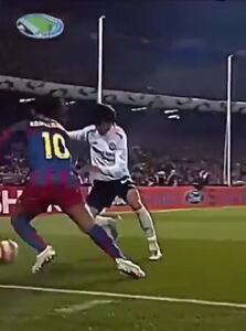 ویدئو: هنرنمایی‌های خاص شاعر فوتبال! - پارس فوتبال