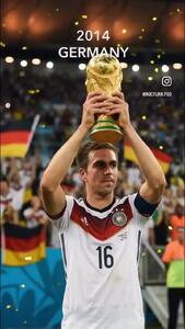 ویدئو: دست به دست شدن جام جهانی؛ از زیدان ۱۹۹۸ تا مسی ۲۰۲۲ - پارس فوتبال