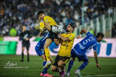 بلیت فروشی عجیب بازی استقلال مقابل سپاهان/ بازی نقش جهان با تماشاگر است؟ - پارس فوتبال