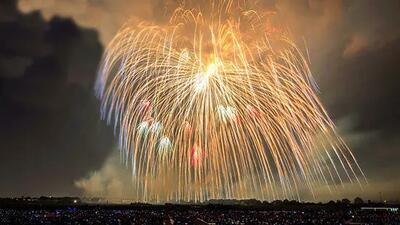  اجرای زیبای مراسم شروع سال نو میلادی در تایلند با پهپادهای نورانی + فیلم