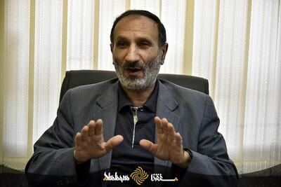  بررسی ۱۰ اقدام عملی حضرت علی(ع) برای سامان یافتن نظام اقتصاد در گفت وگوی شفقنا با دکتر دلشاد تهرانی: امام علی(ع)از کم‌ترین تعرض به دارایی‌های عمومی گذشت نمی‌کرد/  ذره‌ای بر اموال خود اضافه نکرد/ امروز نفت را به یک کالای سرمایه‌ای تبدیل و سود حاصل از آن را در جامعه پمپاژ کنیم