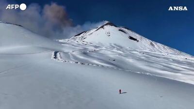  کوه آتشفشانی اتنا در سیسیل در حال بیدار شدن است