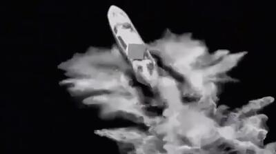 لحظه انهدام سه قایق دیگر توسط ارتش آمریکا