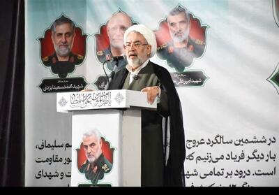 اتحاد حول ولایت، کلید عبور از مشکلات کشور است - تسنیم