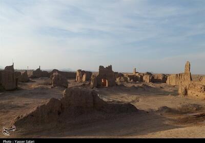 قلعه عمرانی گناباد برای مرمت مشکل مالکیت‌ دارد - تسنیم