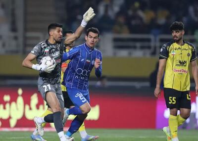 آشورماتوف: من هم توپ را نمی‌زدم، عسکری گل می‌زد