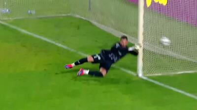 مهار زیبای آدان روی شوت یوسفی