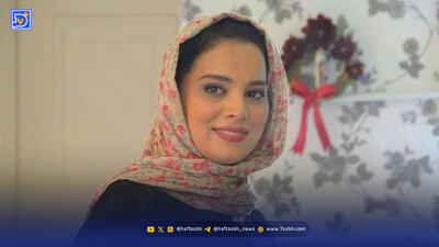  عکس کریسمسی روشنک عجمیان با آب نبات های دیزنی!