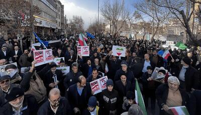  راهپیمایی مردم ولایی همدان علیه آشوبگران