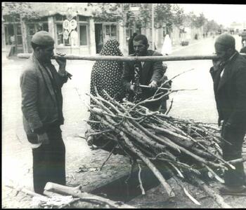 عکس‌های تماشایی از آخرین هیزم‌فروشان تهران را ببینید!