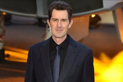 بشقا‌ب‌پرنده‌ها: پروژه‌ی تازه‌ی کارگردانِ دو فیلم موفقِ تاپ گان: ماوریک و اف وان+ طلبِ هم‌کاری از آقای مایکل مان برای میامی وایس