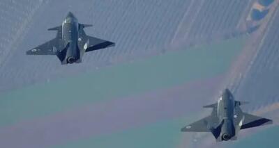  پرواز گروهی و خودمختار پهپادهای جنگنده قزل‌الما ترکیه