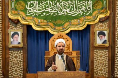 امام جمعه شیراز: مردم هندوستان هم حامی شهید سلیمانی هستند