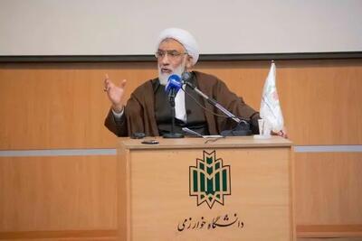 پورمحمدی در واکنش به تهدیدات ترامپ: مسائل داخلی ایران به یک جنایتکار نامیزون خارجی مربوط نیست!