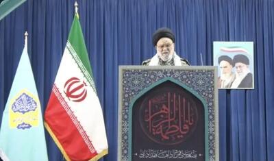 امام جمعه اصفهان: کاهش توجه به خدا موجب کاهش برکت در زندگی می‌شود