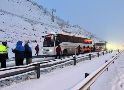  تردد در محورهای کوهستانی صرفا با زنجیر چرخ - اکونیوز