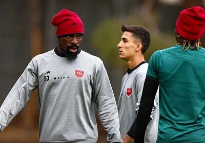 رسمی؛ 2 بازیکن مشهور پرسپولیس از این تیم جدا شدند