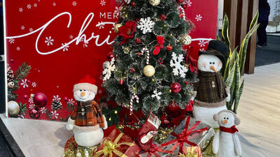 سال نو میلادی مبارک به نمایشگاه عینک خوش آمدید