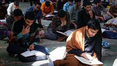 اعتکاف یک خانه‌نشینی عاشقانه و فرصتی طلایی است