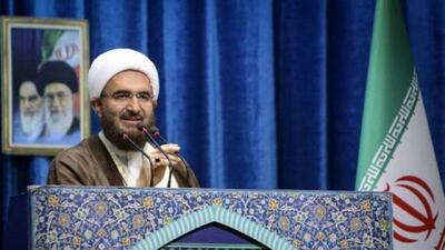 بین مردم معترض و اغتشاشگران حرفه‌ای تفکیک قائل شویم